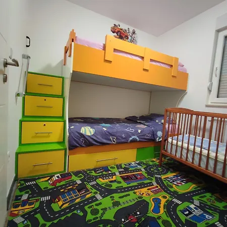 Stan Na Dan Krisfil Apartmán Prnjavor (Republika Srpska)